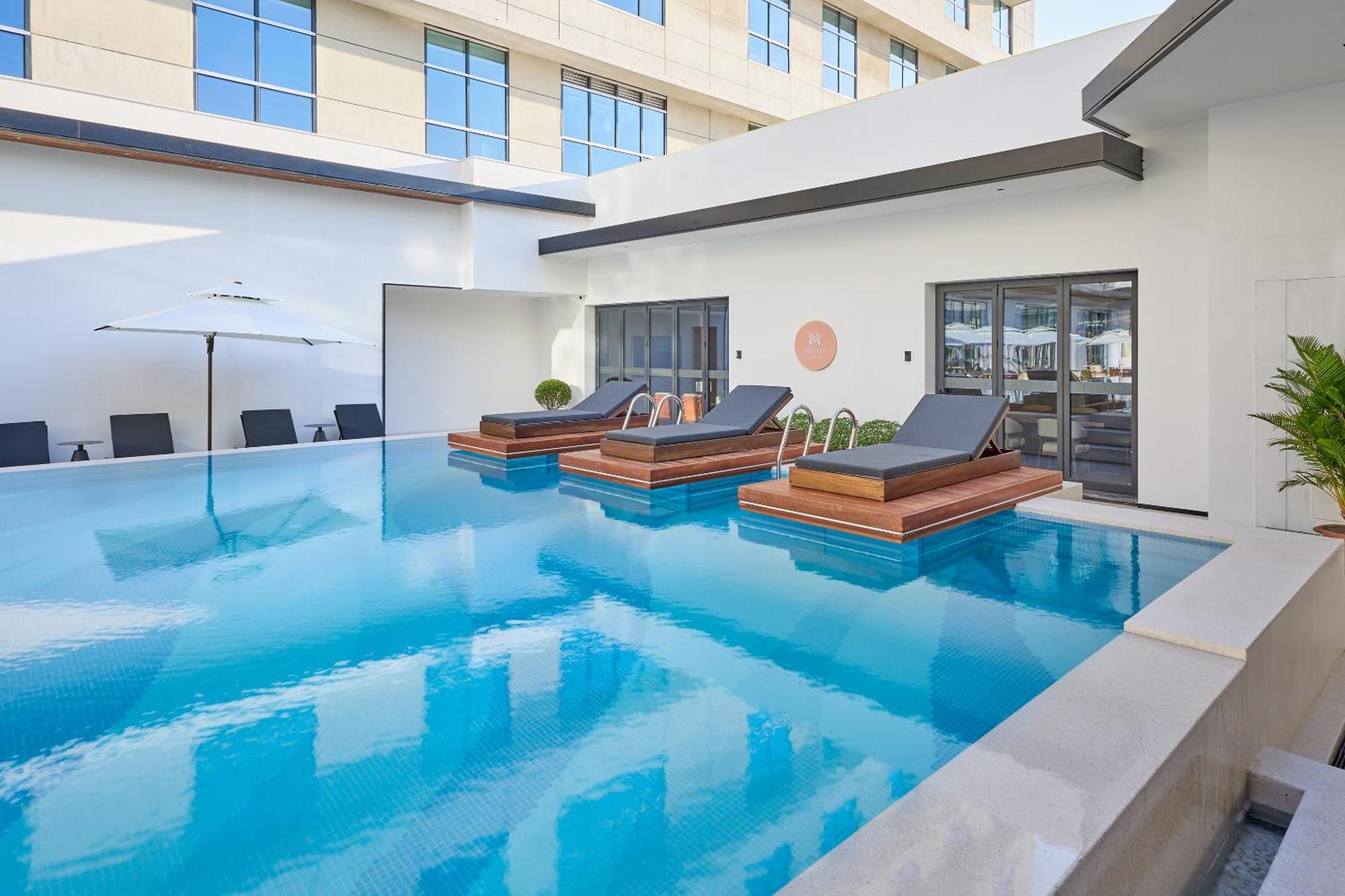 Vm Hotel Phnom Penh Exterior photo
